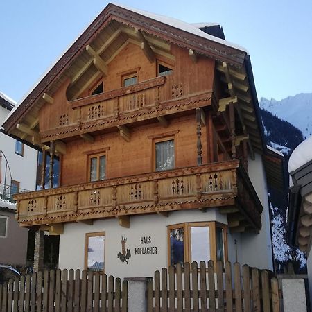 Apartment In Mayrhofen With A Balcony Exterior photo